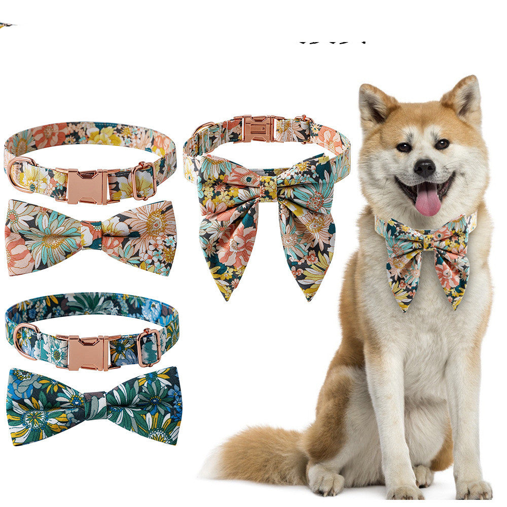 Collier pour chien en coton floral avec boucle rose