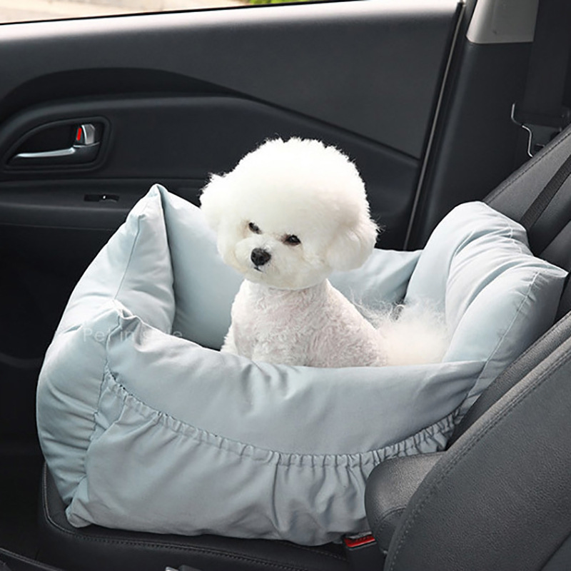 Siège auto pour chien avec protection anti-saleté
