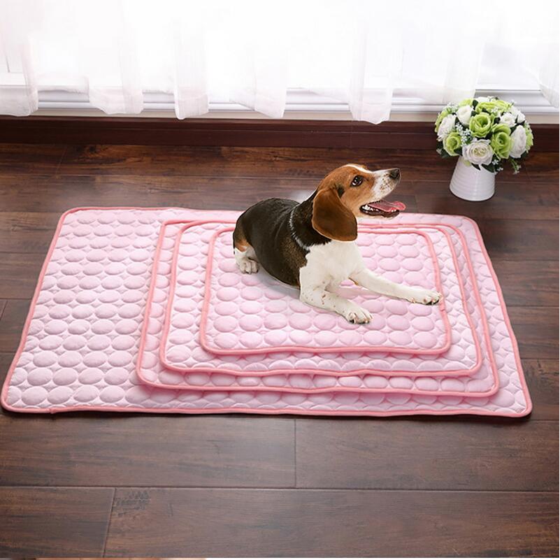 Tapis rafraîchissant pour chat et chien