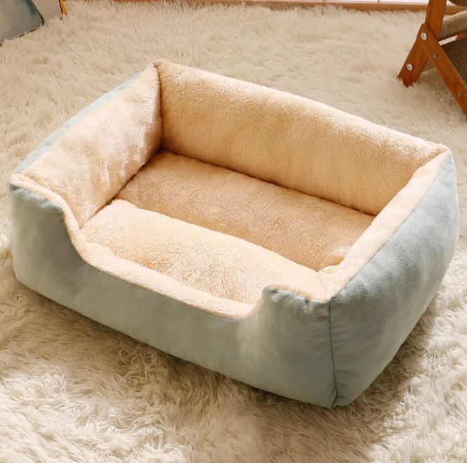 Lit chaud et confortable pour chat
